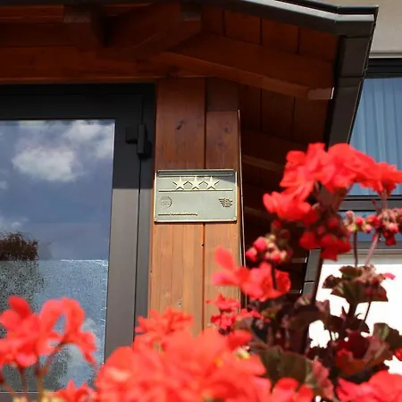 Drei Lilien Waldbrunn (Baden-Wurttemberg)