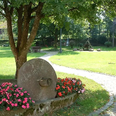 Drei Lilien Waldbrunn (Baden-Wurttemberg)