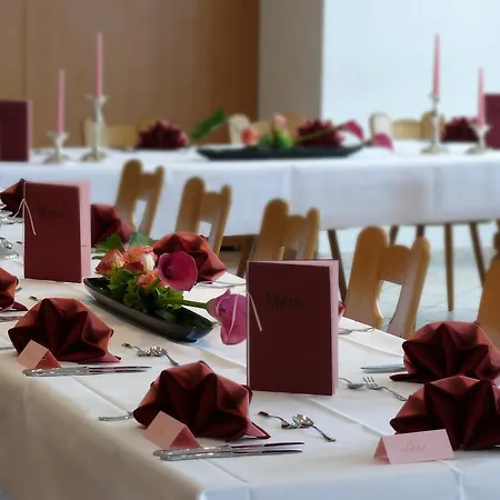 Drei Lilien Отель 3*